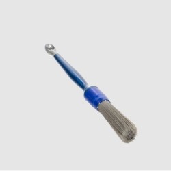 RRC BLUE BRUSH WITH GREY BRISTLES N8